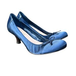 Franco Sarto Blue Satin Bow Kitten Heels Pumps 7M Party Career Holiday‎ Women’s